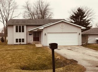 3344 Windy Hill Rd, Crown Point, IN 46307