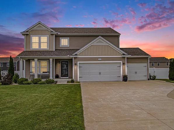 7317 Waltham Dr, Kalamazoo, MI 49009