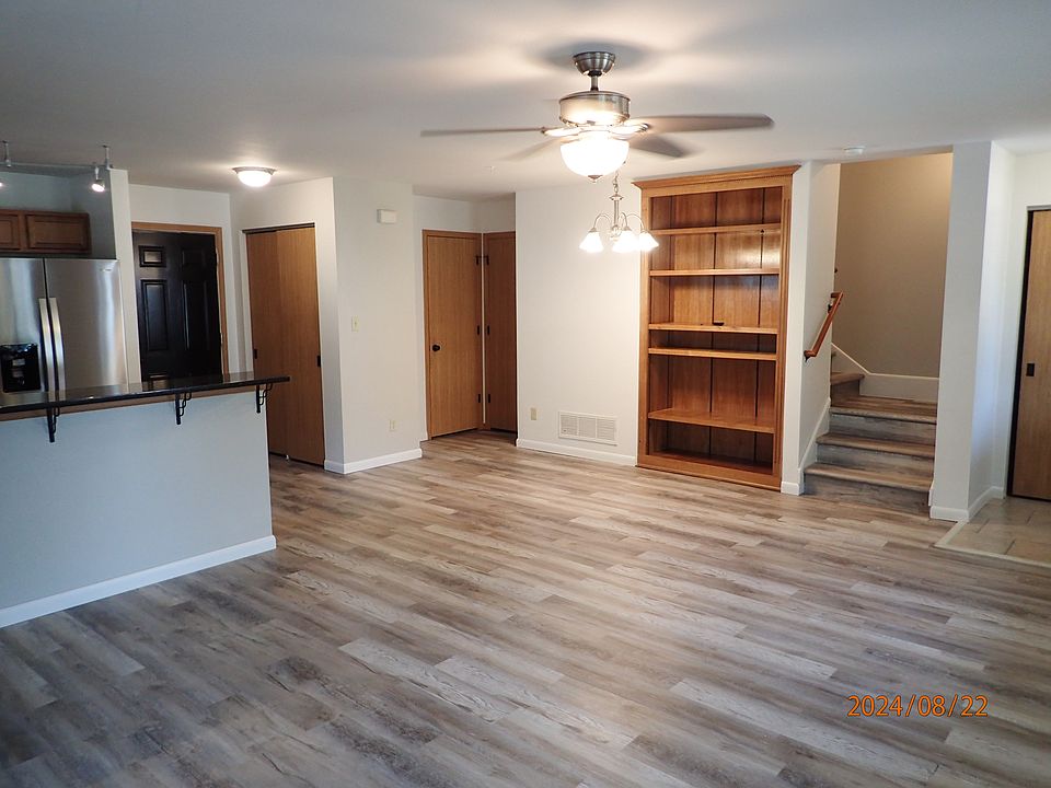 190 E Montana St Sheridan WY Zillow