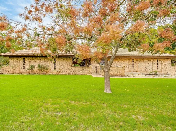 301 Woodland Trl, Keller, TX 76248