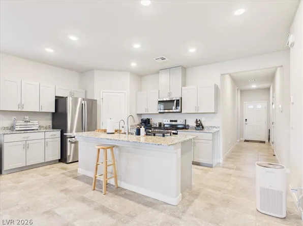 1700 S Outlaw St, Pahrump, NV 89060