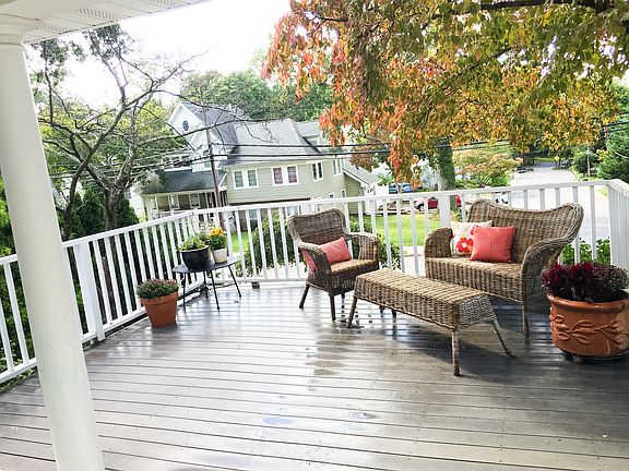 3rd image of 5 Larsen Ave