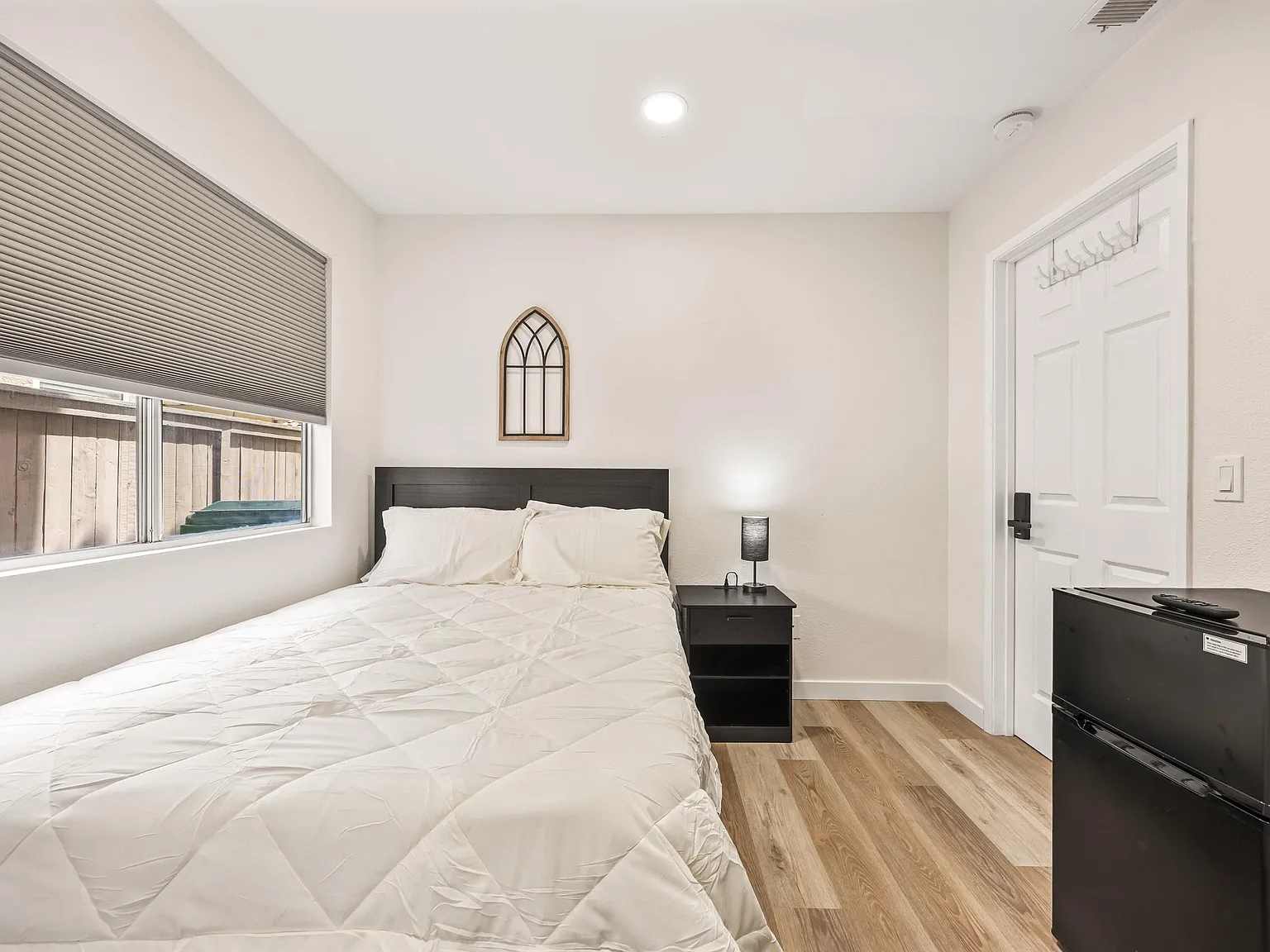 4 bed, 3.0 bath, 1732 sqft, $1,079 — Photo 4