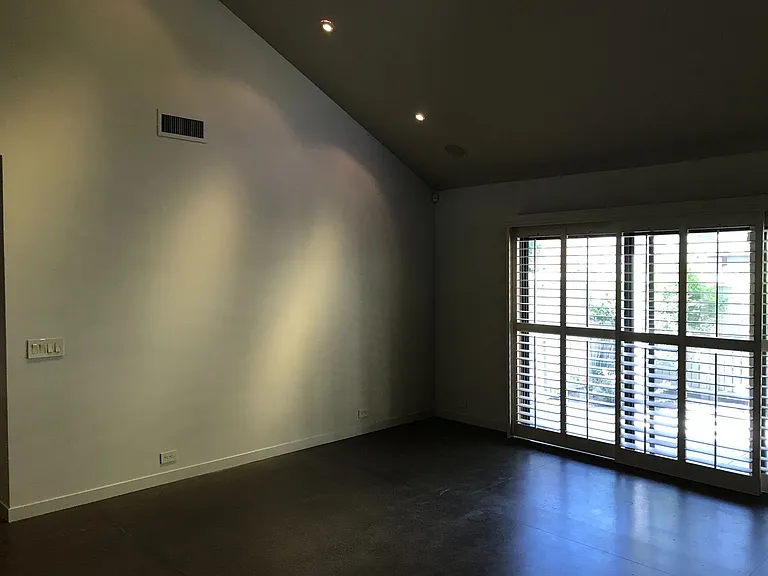 270 W Rumble Rd #D — Photo 5