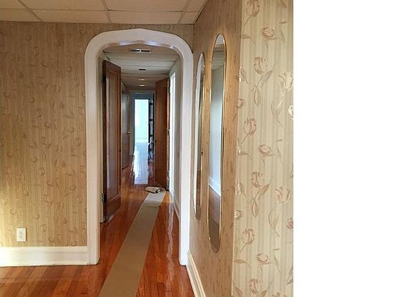3rd image of 7115 S Luella Ave #3
