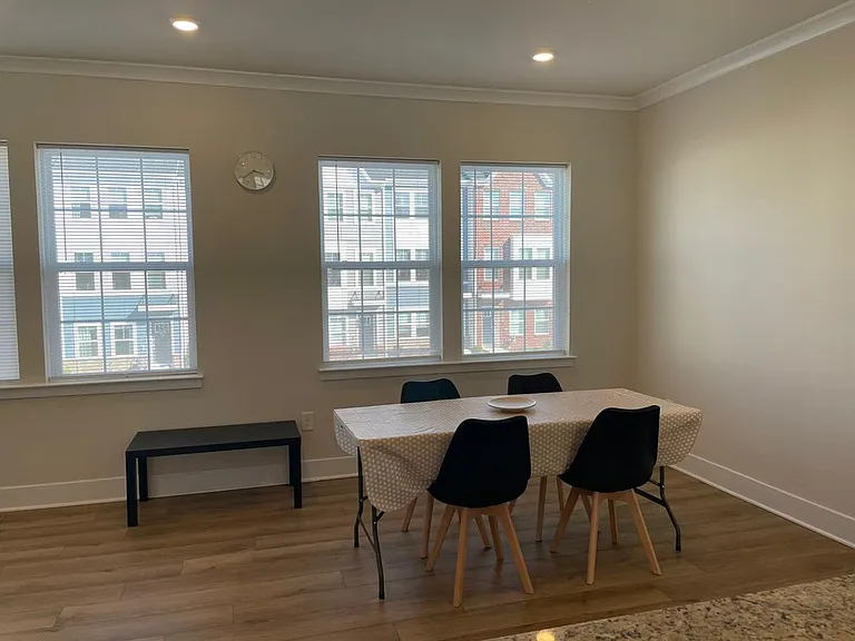 1235 Greylock Ln — Photo 17