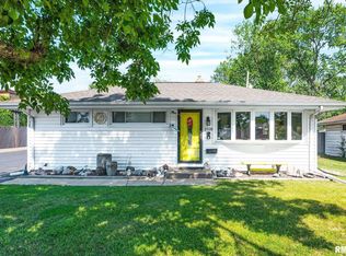 2928 N Sterling Ave, Peoria, IL 61604