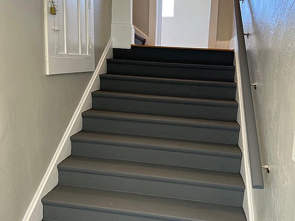 3rd image of 3222 La Cienega Ave APT 301