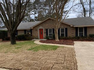 618 Larkin Ln, Montgomery, AL 36109