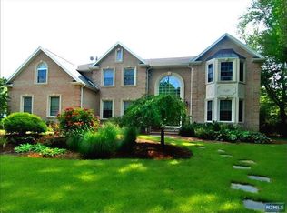 281 Glen Rd, Woodcliff Lake, NJ 07677