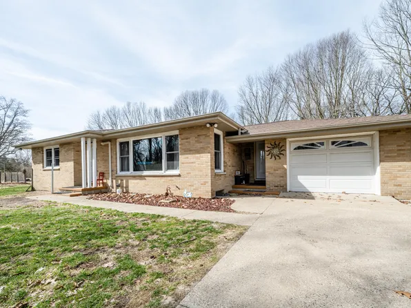 1620 N Euclid Ave, Benton Harbor, MI 49022