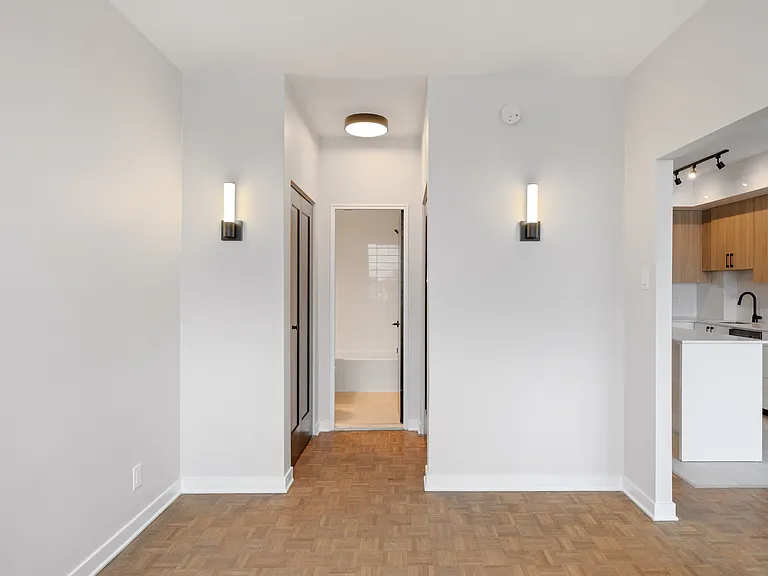 330 Metcalfe St — Photo 24