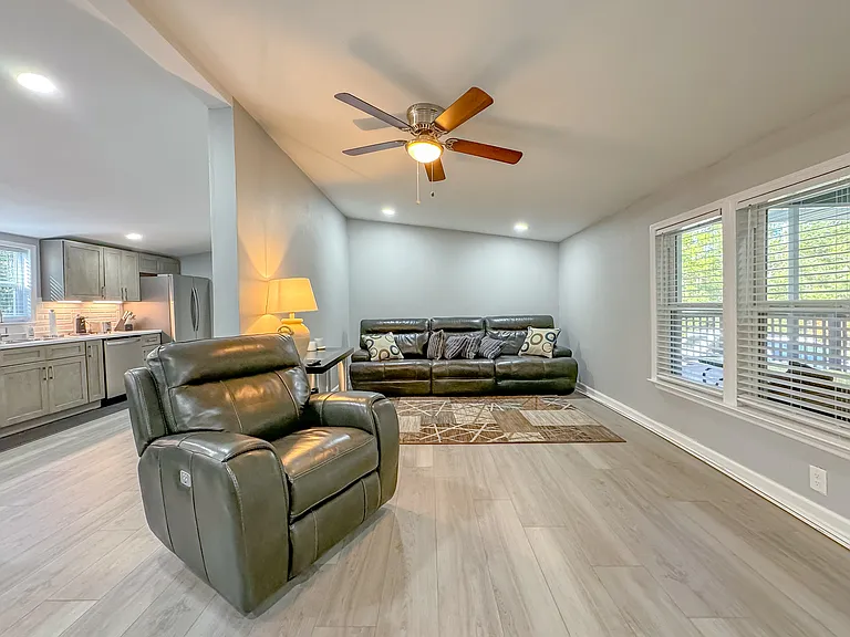 16957 Lake Christiana Ct — Photo 13