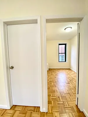 Rented by City & Suburban | media 2