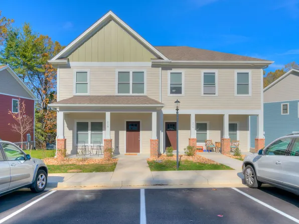 209 Uptown Trl, Blacksburg, VA 24060