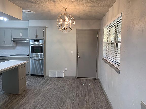 4th image of 105 Olympic Dr