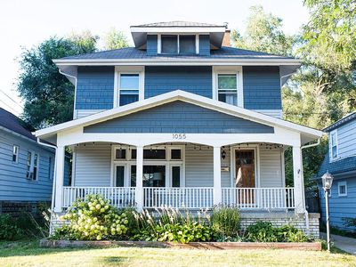 1055 Myrtle St NW, Grand Rapids, MI, 49504