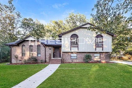 145 Mission Cir Photo 1