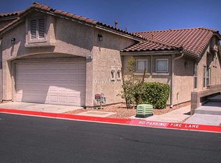 136 W Tapatio St, Henderson, NV 89074