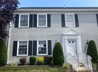 373 New Bedford Ln #B, Monroe Township, NJ 08831