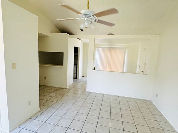 2nd image of 10818 Sunnydale Dr