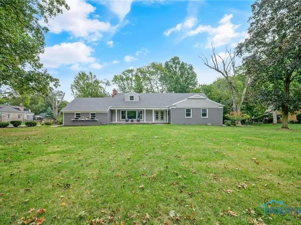 107 Rockledge Dr, Perrysburg, OH 43551