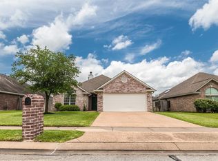 103 Rugen Ln, College Station, TX 77845
