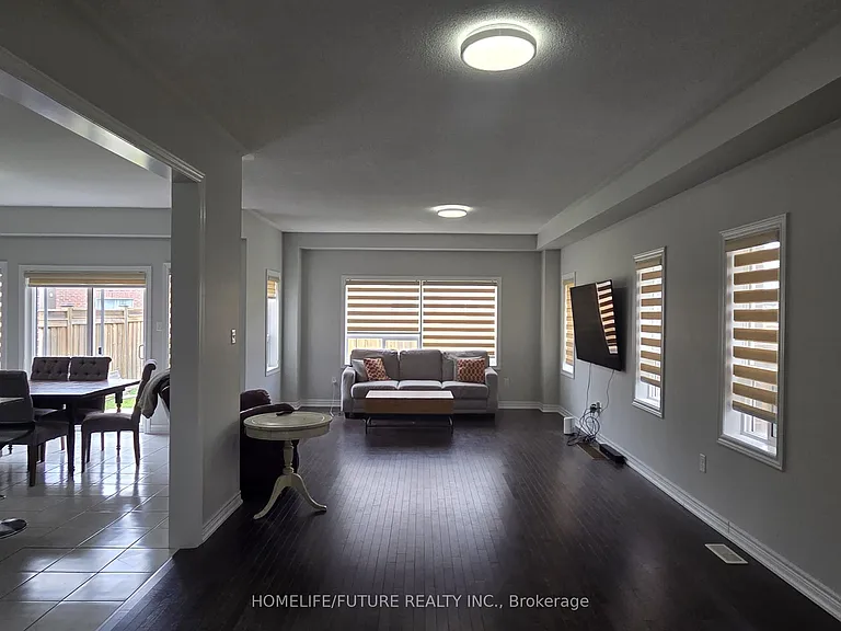 44 Bruce Cameron Dr — Photo 7