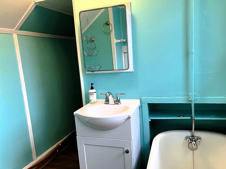 66 Maple St #3 — Photo 11
