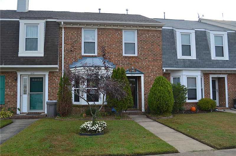 1st image of 847 Sommerville Cres