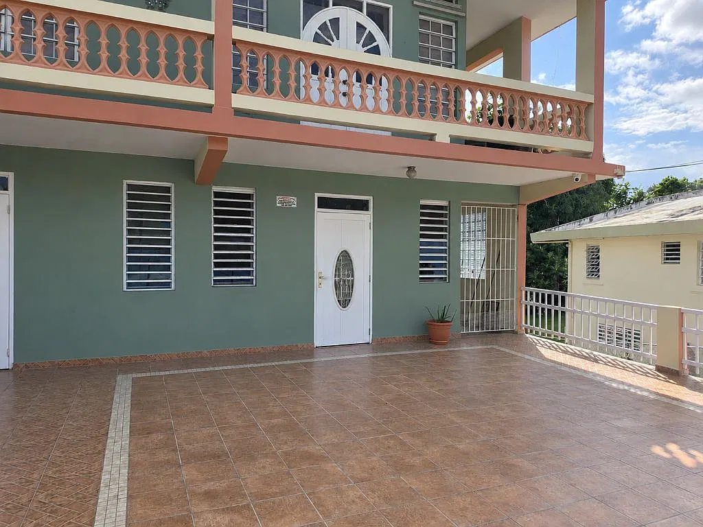 1 bed, 1.0 bath, 1000 sqft, $1,000 — Photo 1