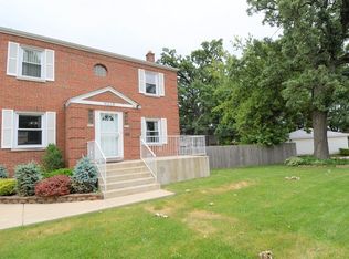 9619 S Central Ave, Oak Lawn, IL 60453