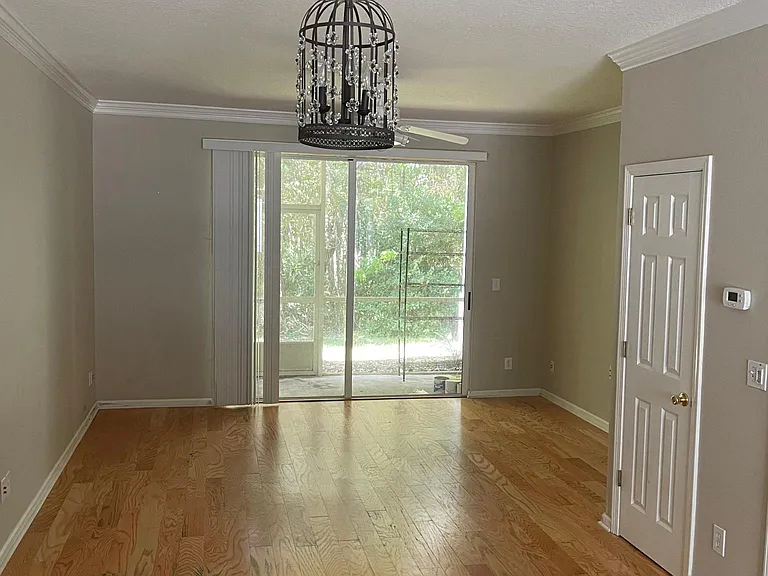 3530 Twisted Tree Ln #3530 — Photo 10