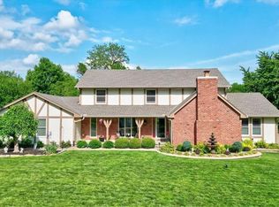 203 NW Donovan Rd, Lees Summit, MO 64063