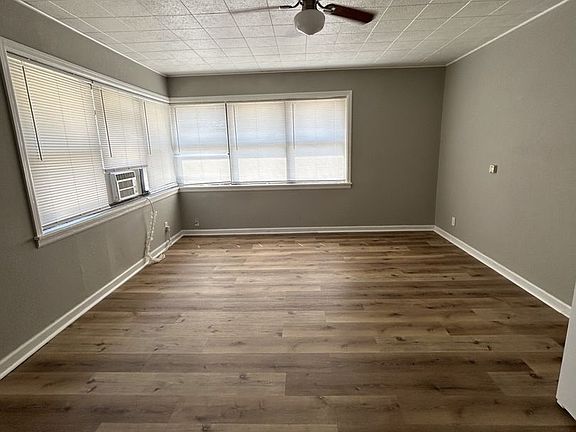 3rd image of 126 E 13th St APT 7