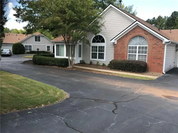 3728 Vineyards Lake Cir NW #U-4, Kennesaw, GA 30144