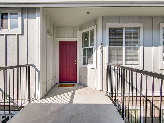 2nd image of 250 Santa Fe Ter APT 304