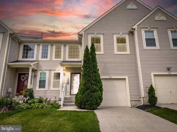 134 Dogwood Dr, Mullica Hill, NJ 08062