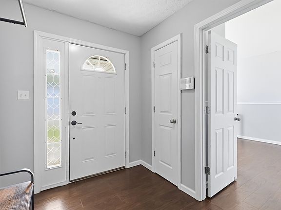 4th image of 888 Cindy Jo Ct