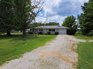 5339 E Richview Rd, Woodlawn, IL 62898