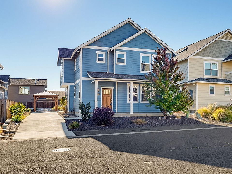 1st image of 305 Davidson Way
