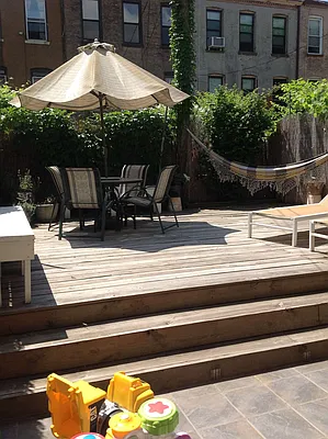 Rented by Peace of Mind Realty | media 32