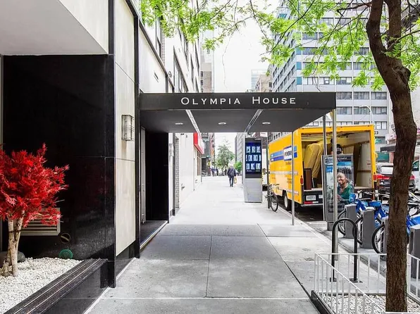 279 East 44th Street image 10 of 10