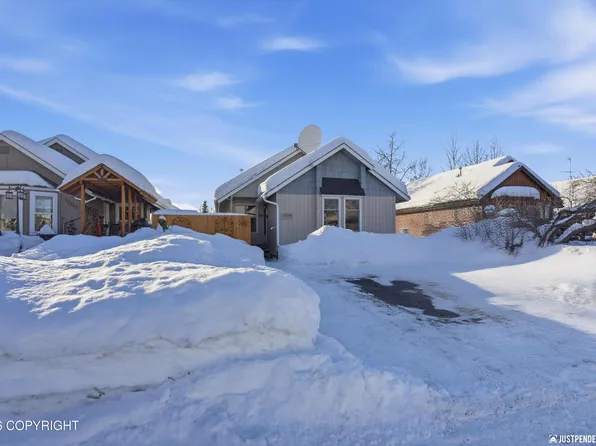 10330 Arborvitae Dr, Anchorage, AK 99507