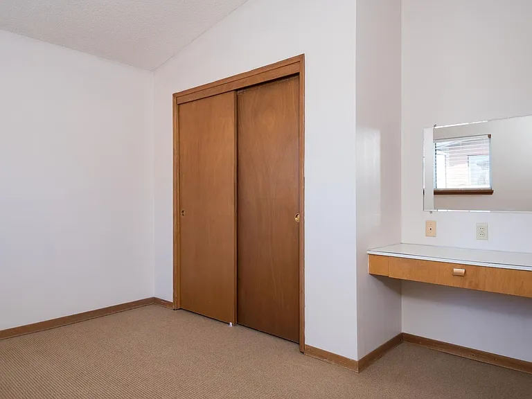 2504 N Rosa Parks Way — Photo 21