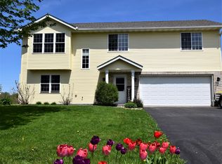 345 Pintail St, Baldwin, WI 54002