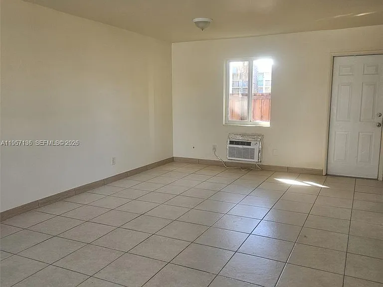 2230 Madison St #1 — Photo 3