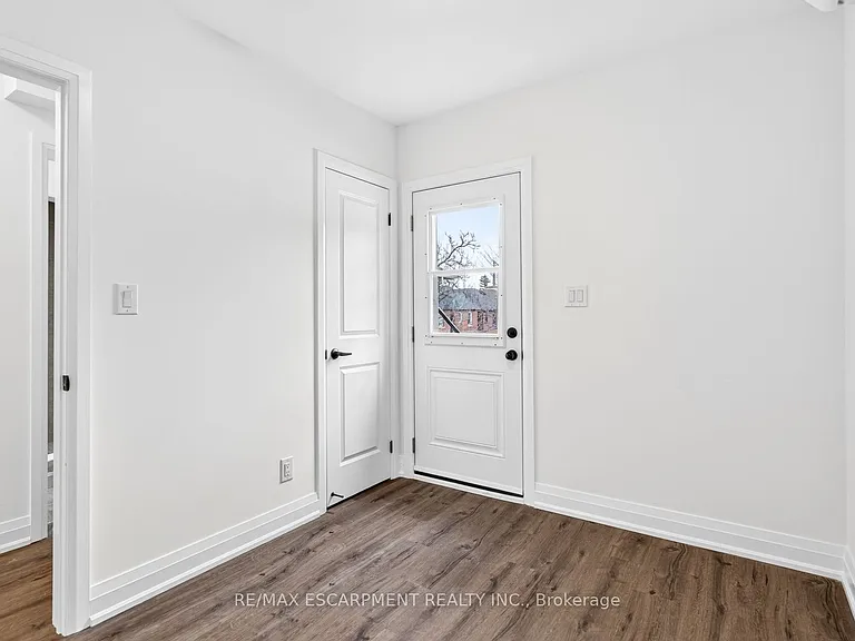 253 Saint Clair Blvd #2 — Photo 18