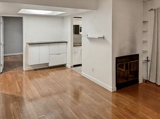 7252 Foxridge Cir, Anchorage, AK 99518