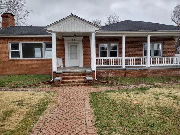 209B Washington Ave, Colonial Heights, VA 23834